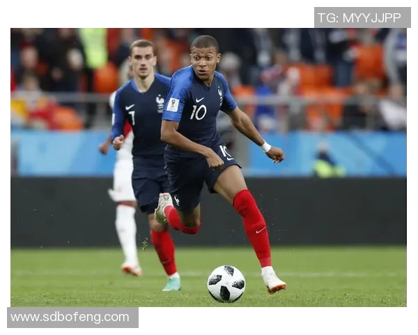 秘鲁足球世界杯代表球星带领球队冲击荣耀历史瞬间回顾 秘鲁足球世界杯代表球星带领球队冲击荣耀历史瞬间回顾